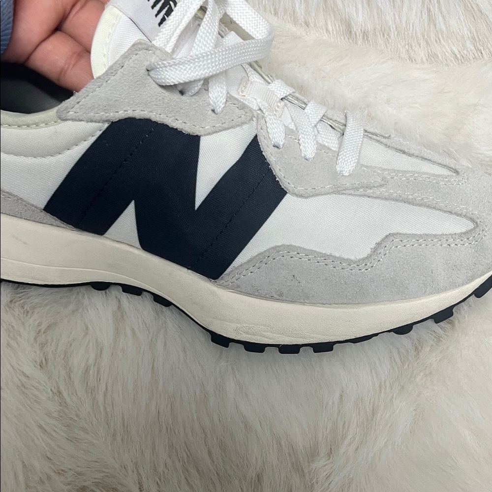 New Balance Cream and Black Sneakers - Picture 2 of 7
